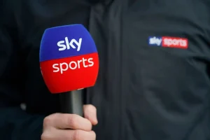 live on sky sports 1